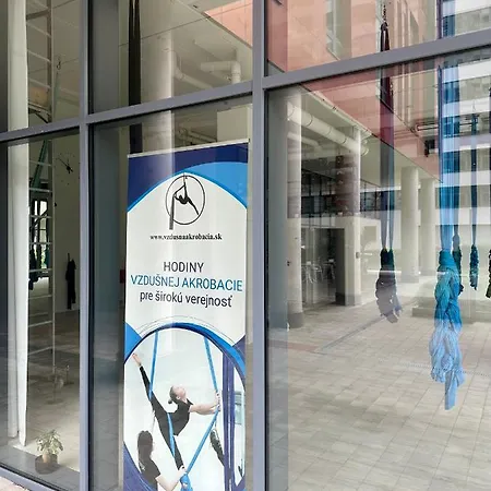 Luxusny Na 21 Poschodi S Parkovanim Zadarmo Ba Pressburg