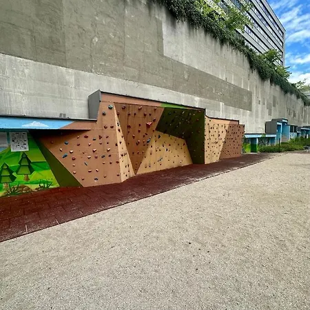 Luxusný Na 21 Poschodí S Parkovaním Zadarmo Ba Apartamento