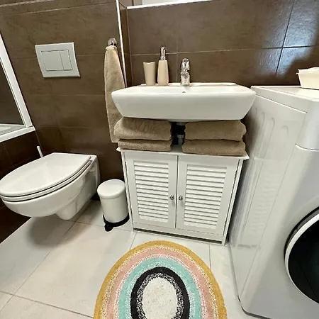 Apartmán Luxusný Na 21 Poschodí S Parkovaním Zadarmo Ba *