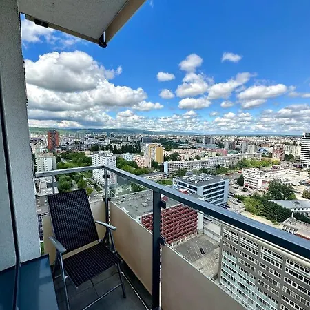 Luxusny Na 21 Poschodi S Parkovanim Zadarmo Ba Pressburg