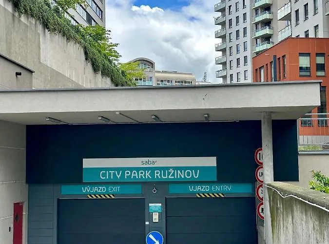 Luxusny Na 21 Poschodi S Parkovanim Zadarmo Ba *