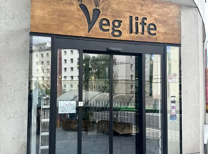 Luxusny Na 21 Poschodi S Parkovanim Zadarmo Ba Apartment *