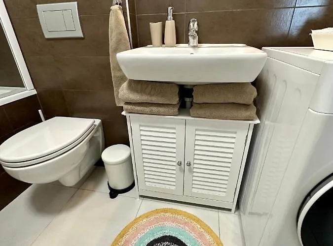 Appartement Luxusny Na 21 Poschodi S Parkovanim Zadarmo Ba *