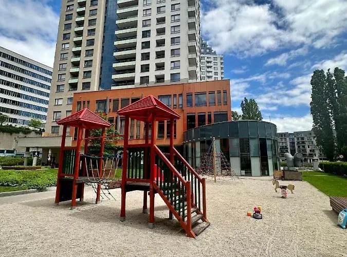 Luxusny Na 21 Poschodi S Parkovanim Zadarmo Ba Appartement