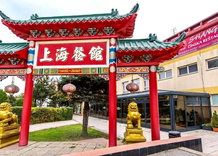 Luxusny Na 21 Poschodi S Parkovanim Zadarmo Ba *