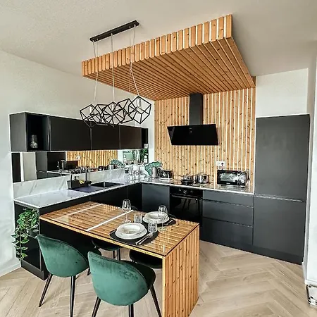 Luxusny Na 21 Poschodi S Parkovanim Zadarmo Ba Apartment Bratislava